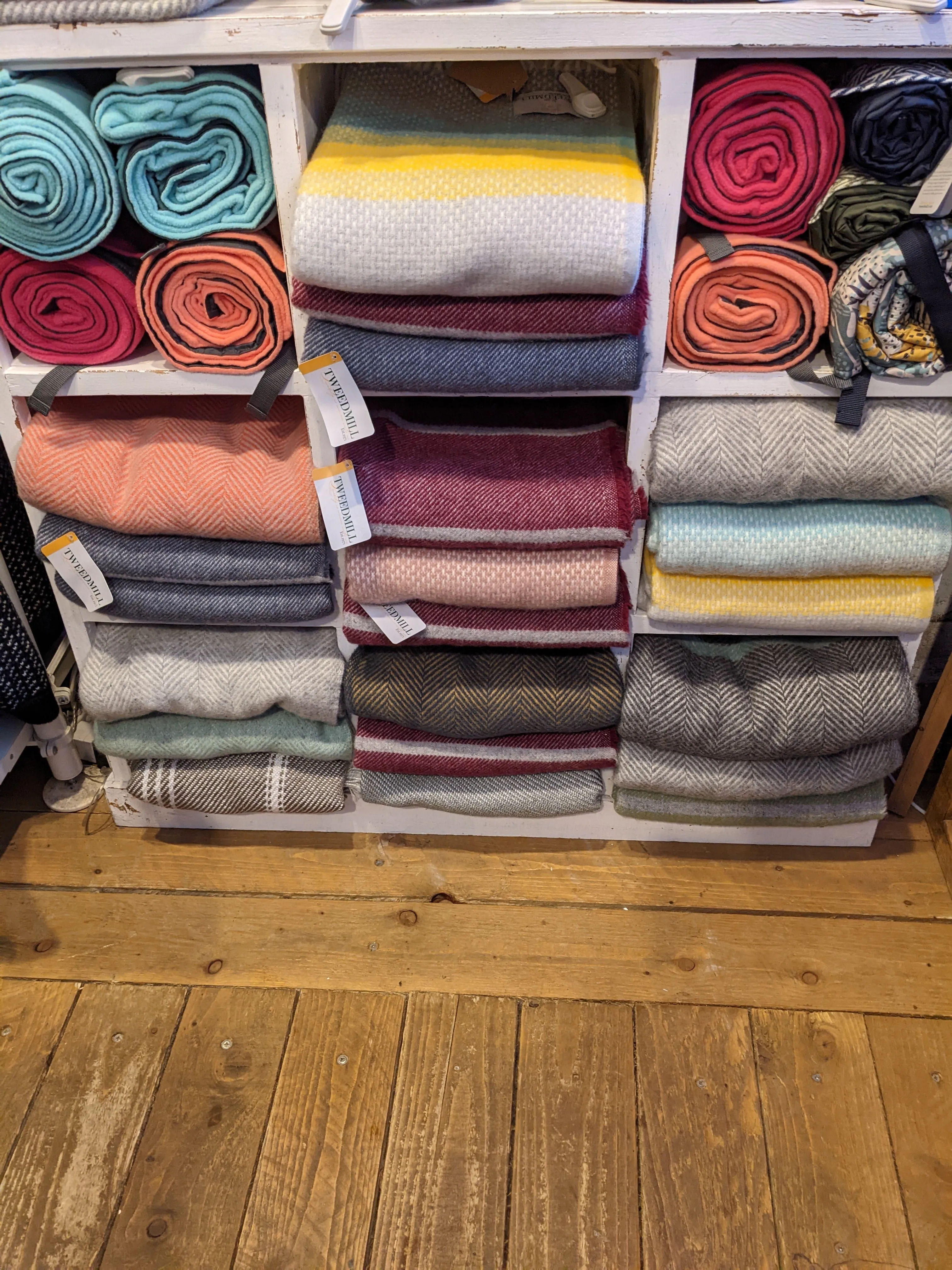 Authentic New Wool Blankets - Tweedmill Pure New Wool Throws