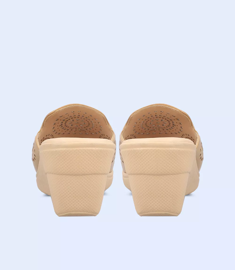 BW9260-BEIGE-Women Comfort Slipper