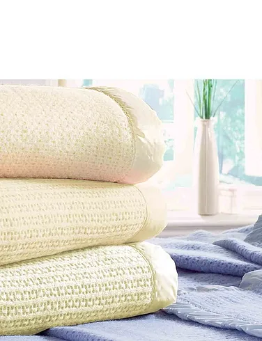 Cellular Wool Blankets