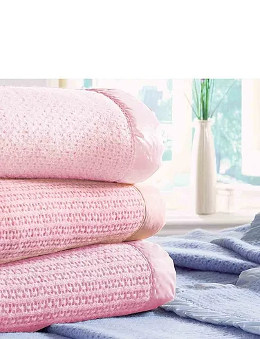 Cellular Wool Blankets