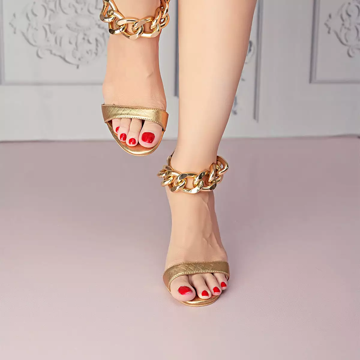 ITZEL HEELS GOLDEN