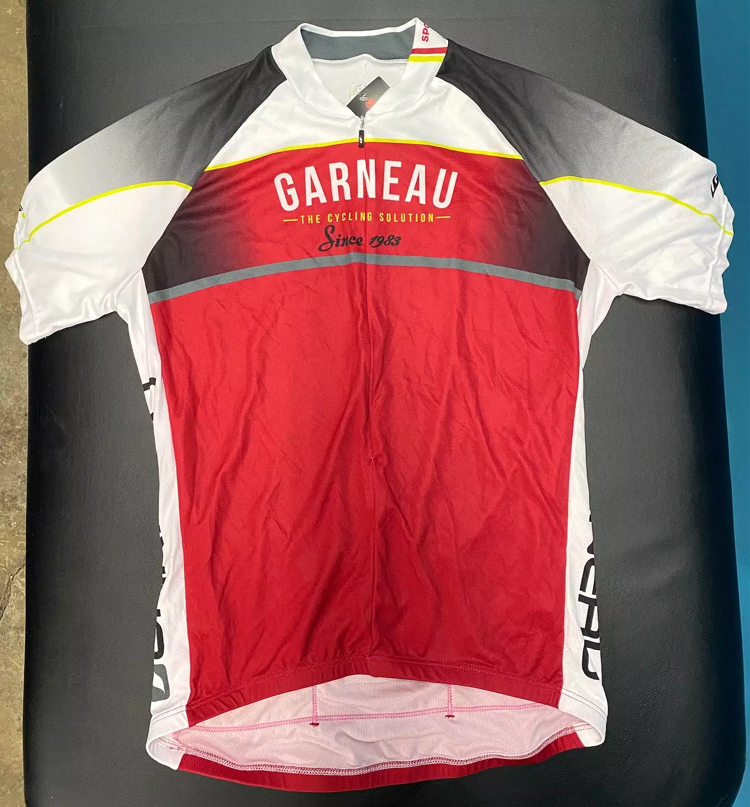 Louis Garneau Limited Jersey Retro Style Mens Medium Red