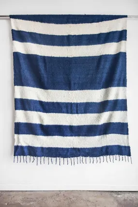 Modern Momo Blankets - Wide Stripe