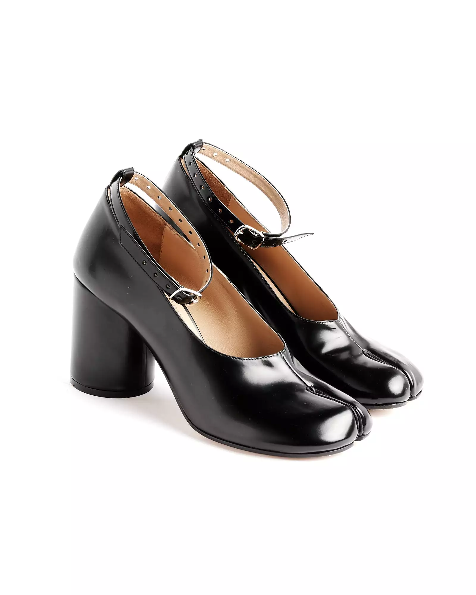 Tabi Pumps in Black