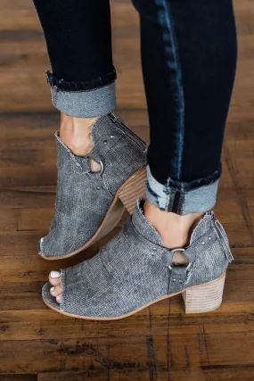 Very G Solange Booties- Grey